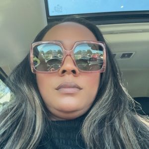 Meet your Posher, Cory